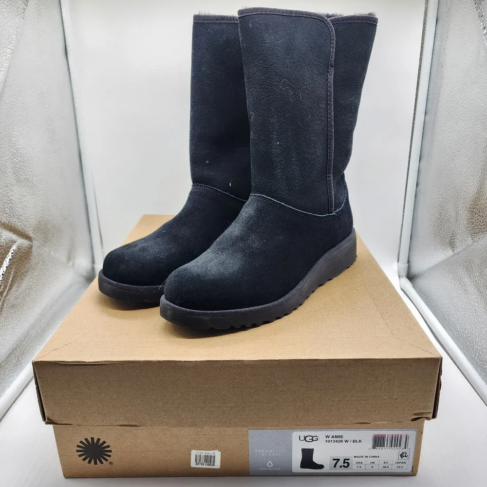 UGG Amie Classic Slim Boots Women 7.5 Black Suede Sheepskin Wedge Treadlite